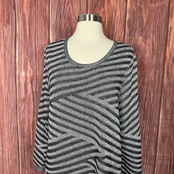 Chico's Gray Zigzag Sweater Asymmetrical Hem Women's Size 2 US Large L - Picture 5 of 6